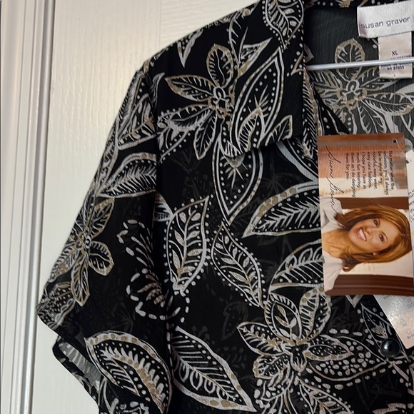 Susan Graver Black and White Floral Blouse - Picture 5 of 8